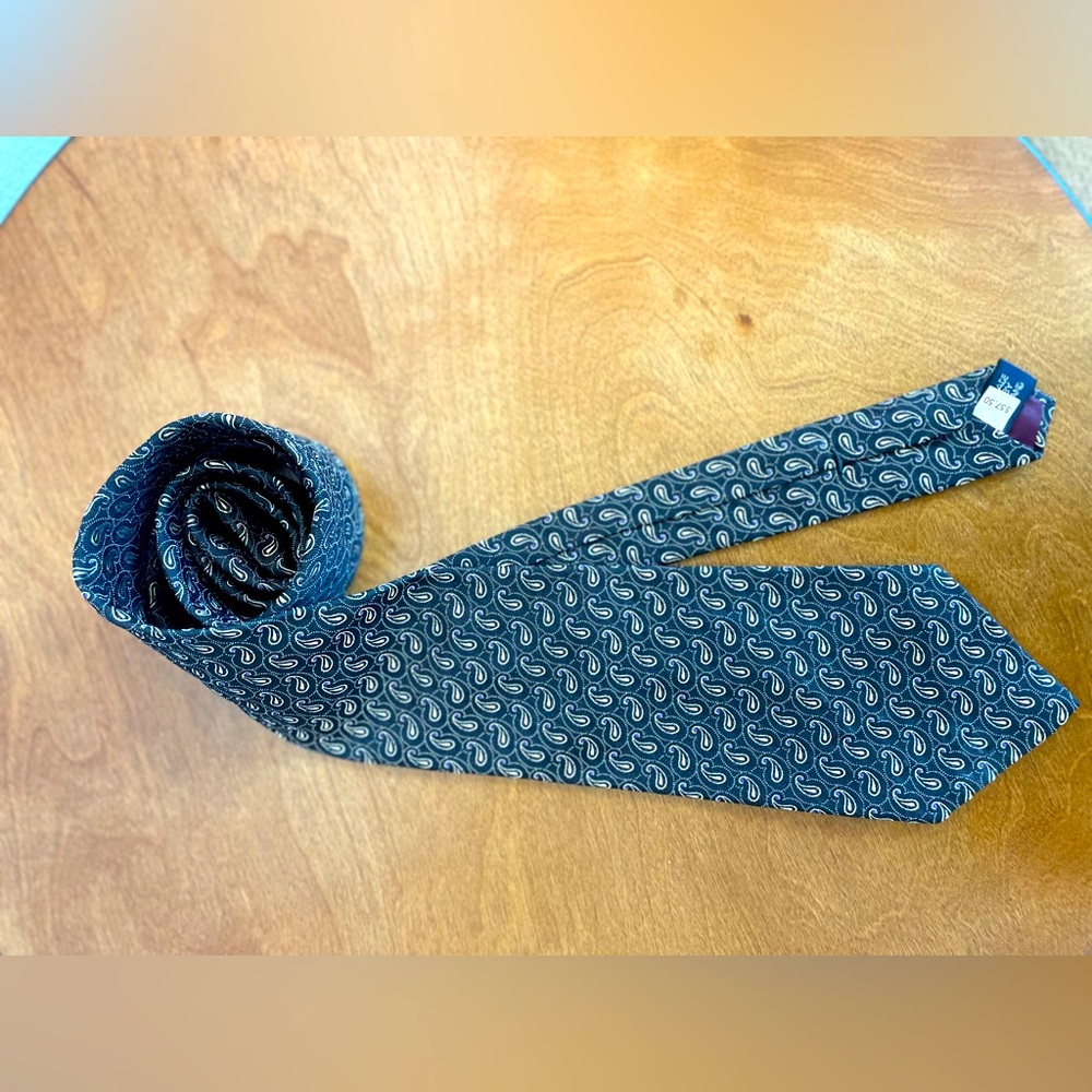 New Ralph Lauren Men's Tie (with a tag)